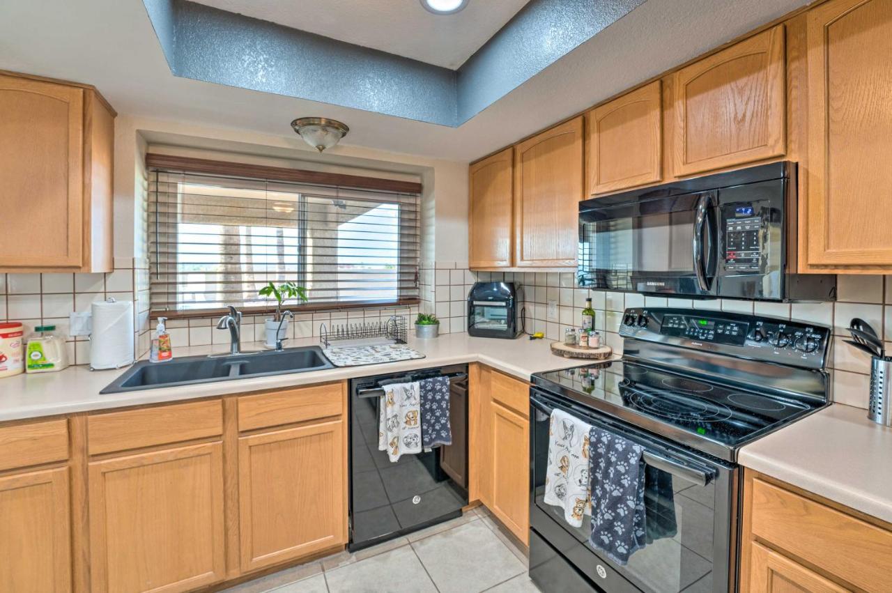Lake Havasu City Oasis With Pool, 2 Mi To Downtown エクステリア 写真